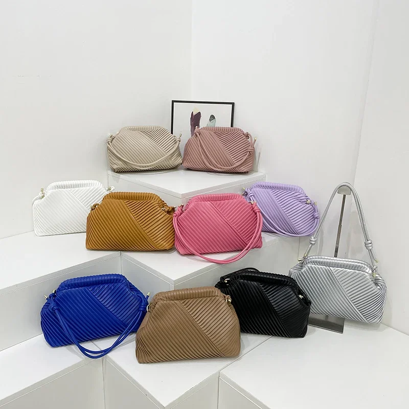 Bolsa de ombro de axilas plissada para mulheres, bolsa listra, moda simples versátil, bolsa pequena de couro PU, bolsas crossbody, novo design