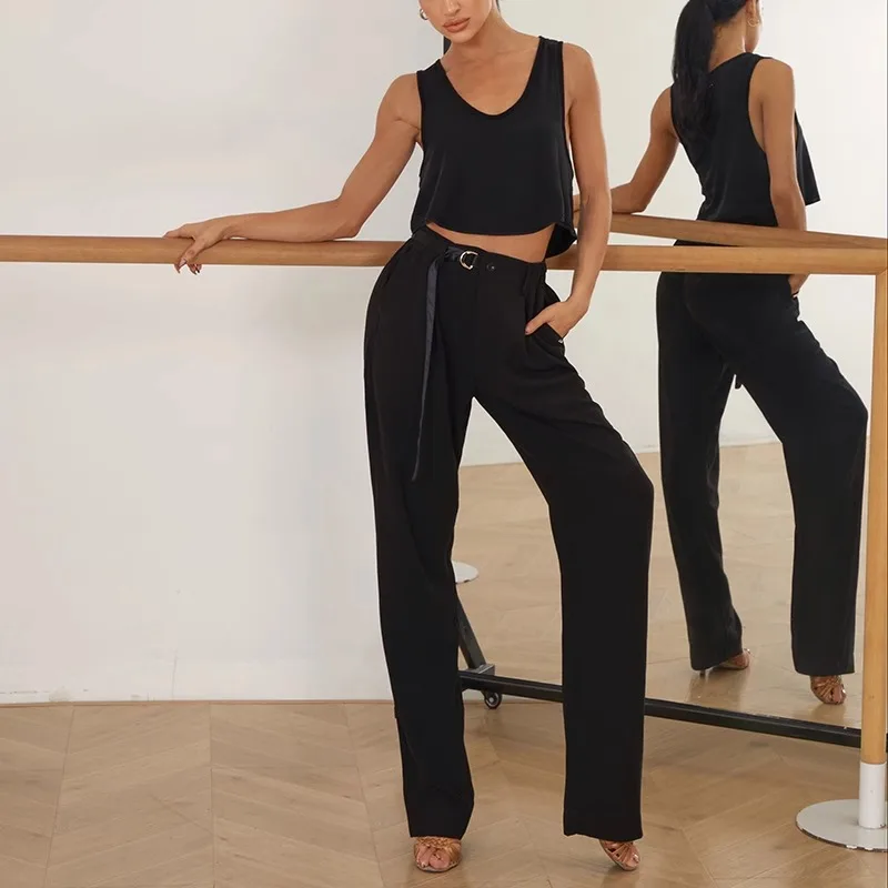 Pantalones personalizados tanto para hombres como para mujeres pantalones de estilo occidental con un sentido de drapeado traje de baile latino de alta gama abiti da sera