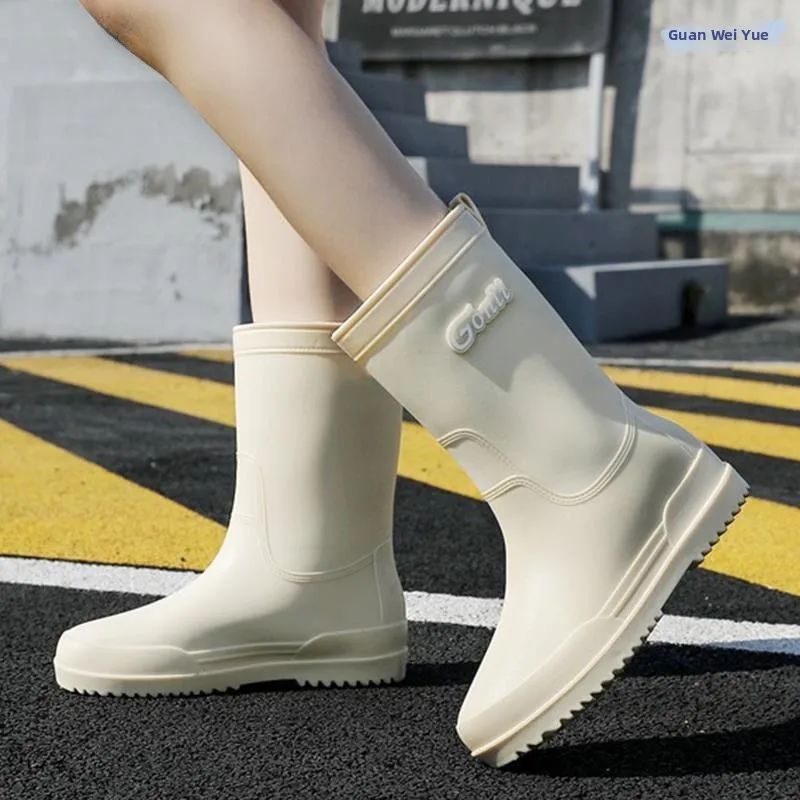 

Women's Mid-Calf Fashionable Waterproof Rain Boots Thickened Warm Anti-Slip Wear-Resistant One-Piece Fleece Rain Shoes