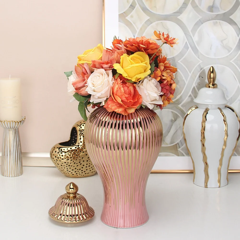 Wholesale Top Quality Chinese Porcelain Luxury Gold Ribbed Ginger Jar with Lids Tall Ceramic Flower Vase Temple Jar Home Decor