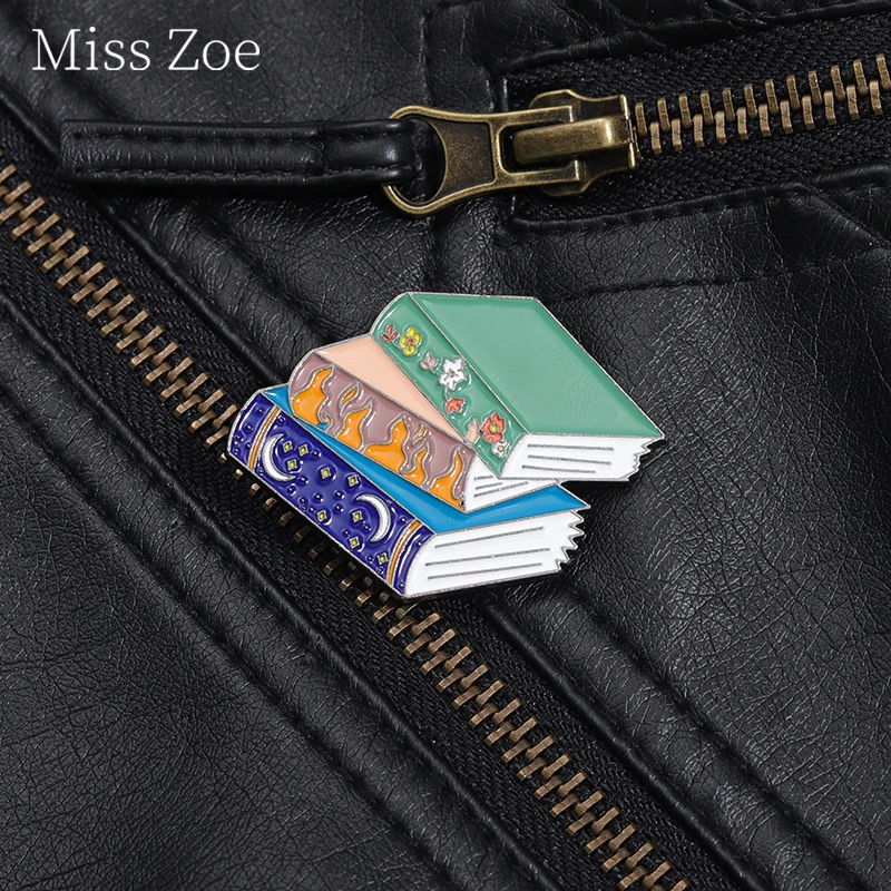 Magic Literature Books Enamel Pin Bookworm Nerd Collection Reading Brooch Lapel Backpack Badge Jewelry Gift For Reading Lovers