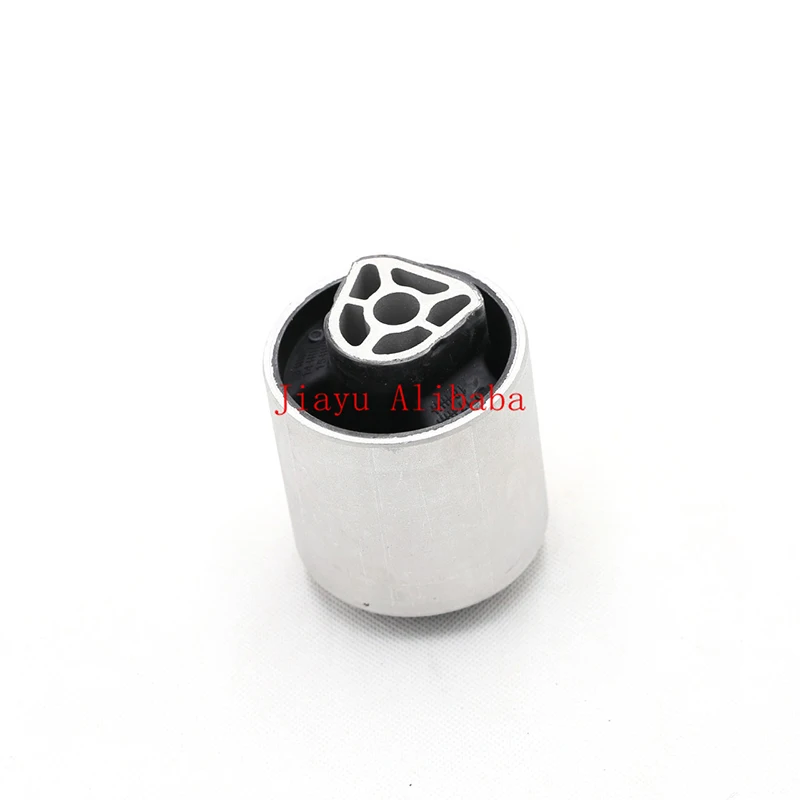 

Втулка Рычага управления подходит для BMW X5 X6 F15 F16 F85 F86 нижний поворотный рычаг резиновая втулка 31126851693