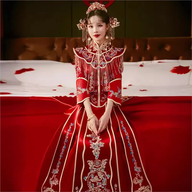New Chinese-style dragon and phoenix gown elegant clothing