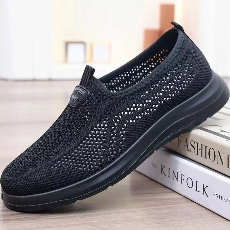 

Summer New Men Mesh Big Size Casual Sneakers Soft sole Non Slip Loose Breathable Slip On Casual Walking Shoes Elderly Shoes