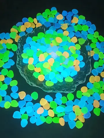 100PCSLuminous stone garden fish tank landscape glow-in-the-dark stone decoration artificial fluorescent color goose stone