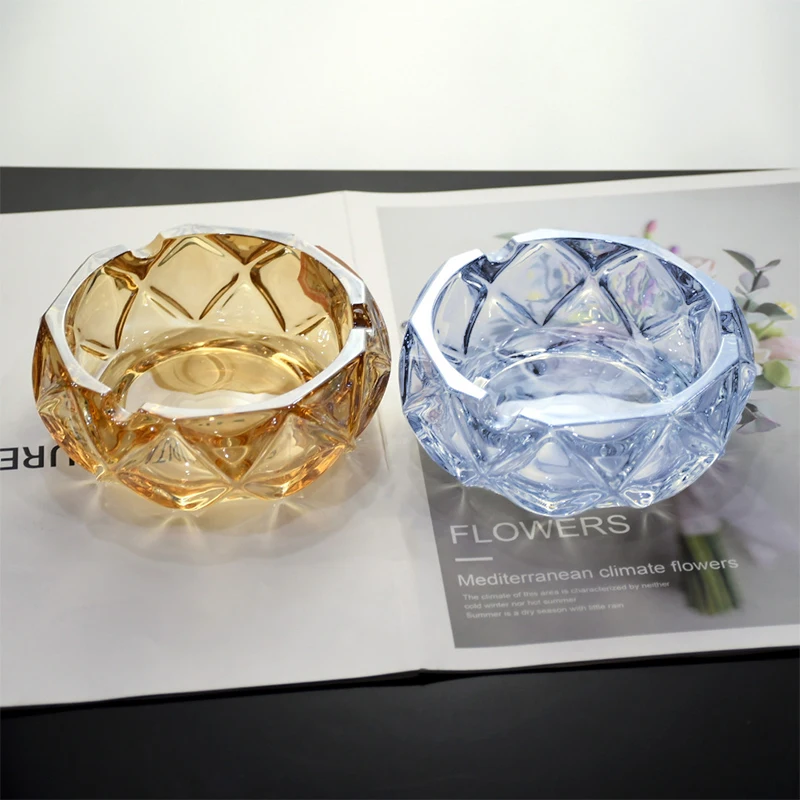 

BOXI Crystal Blue Amber glass ashtray home living room anti fly ash ashtray diamond creative light luxury Cigar office ashtray