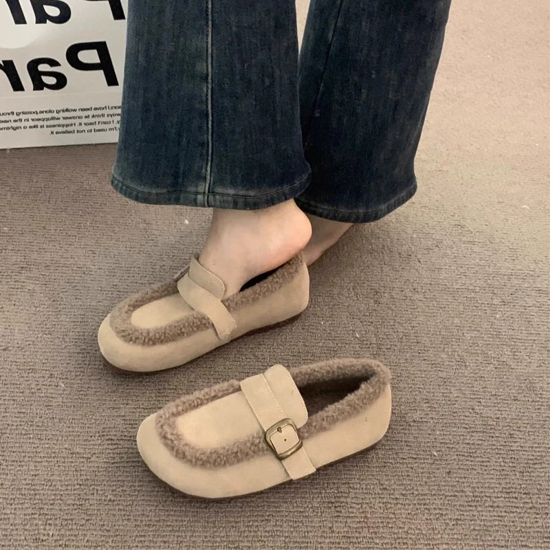 Eyriphy، الحجم: 36 إلى 40، أحذية بدون كعب من جلد الغزال الاصطناعي للخريف والشتاء أحذية نسائية قصيرة قطيفة دافئة أحذية نسائية بنعل مطاطي ناعم #3