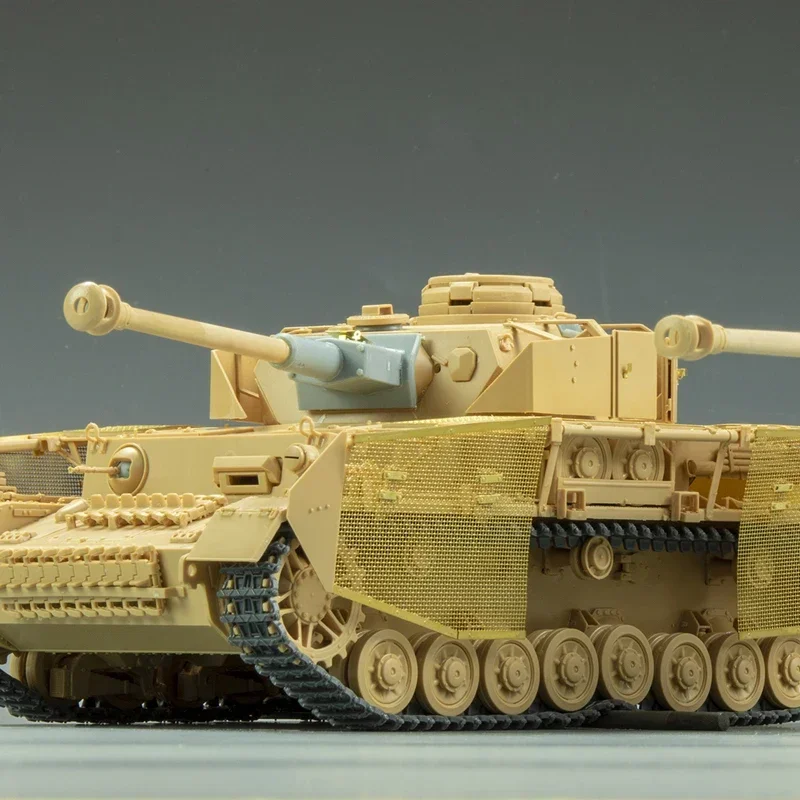 Ryefield model RFM assembling tank model kit RM-5033 Panzer IV J late model/artillery observation car 2 in1 1/35 Scale