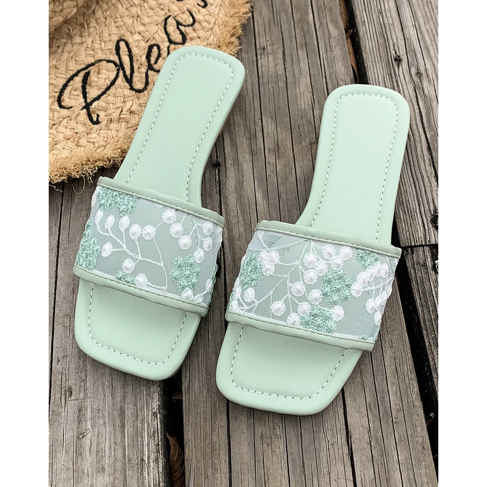 Summer Women Square-Toe Flat Slippers Beach Casual Embroidered Floral Mesh Wide Band Beach Going Out Slip On Sandals Shoes