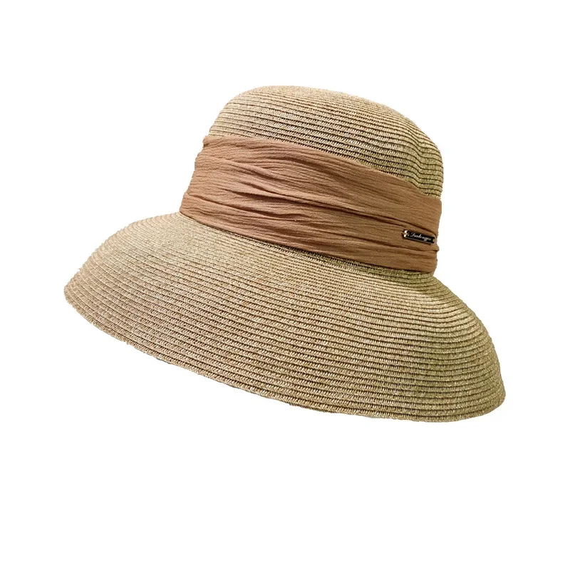 قبعة القش النسائية العصرية لعام 2025 - أزياء غير رسمية، حاجب من الشمس قابل للطي بحافة كبيرة لربيع وصيف ورحلات الشاطئ قبعات صيفية للنساء