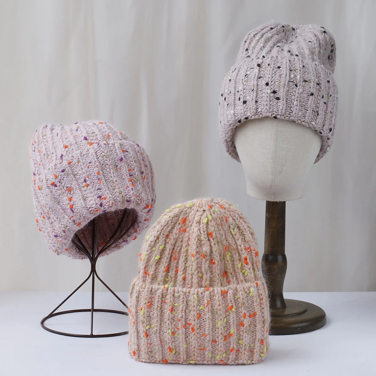 Gorro de lana de estilo suave para hombre y mujer, gorro cálido y brillante para esquiar, Jersey de punto con pelo de conejo, invierno, 2024