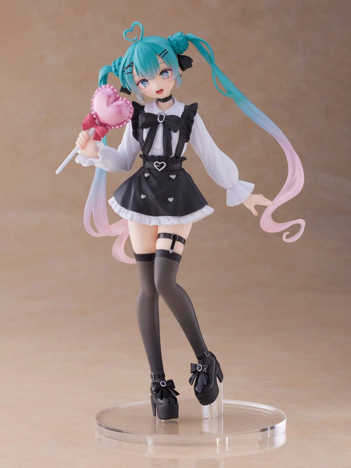 Original véritable Taito pré peint Hatsune Miku série de mode Vocaloid Hatsune Miku sous-culture H = 180mm Figure décoration cadeau