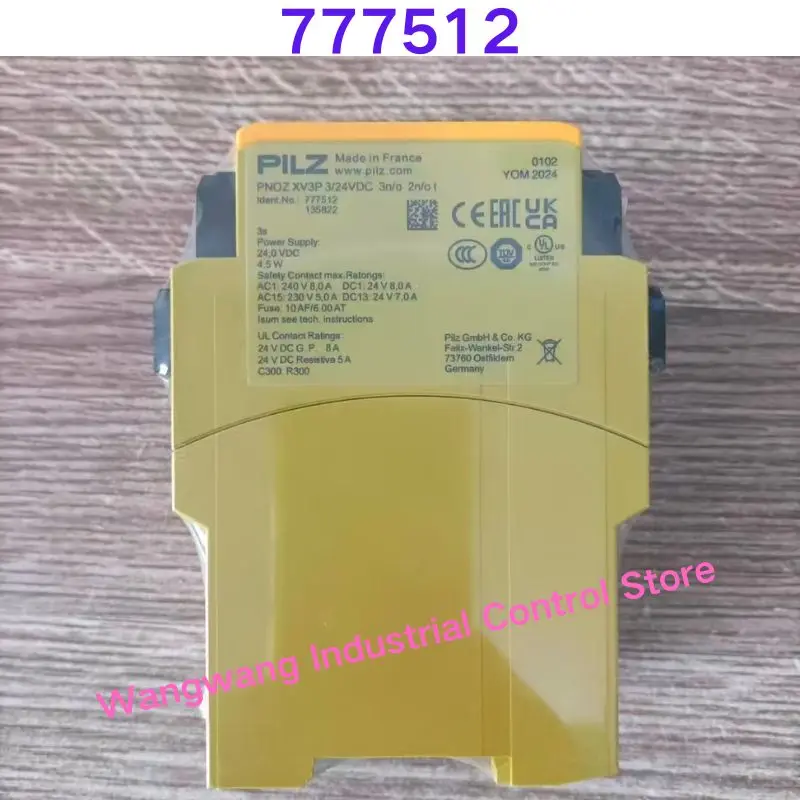 Brand-new  Safety relay PNOZ XV3P, model 777512