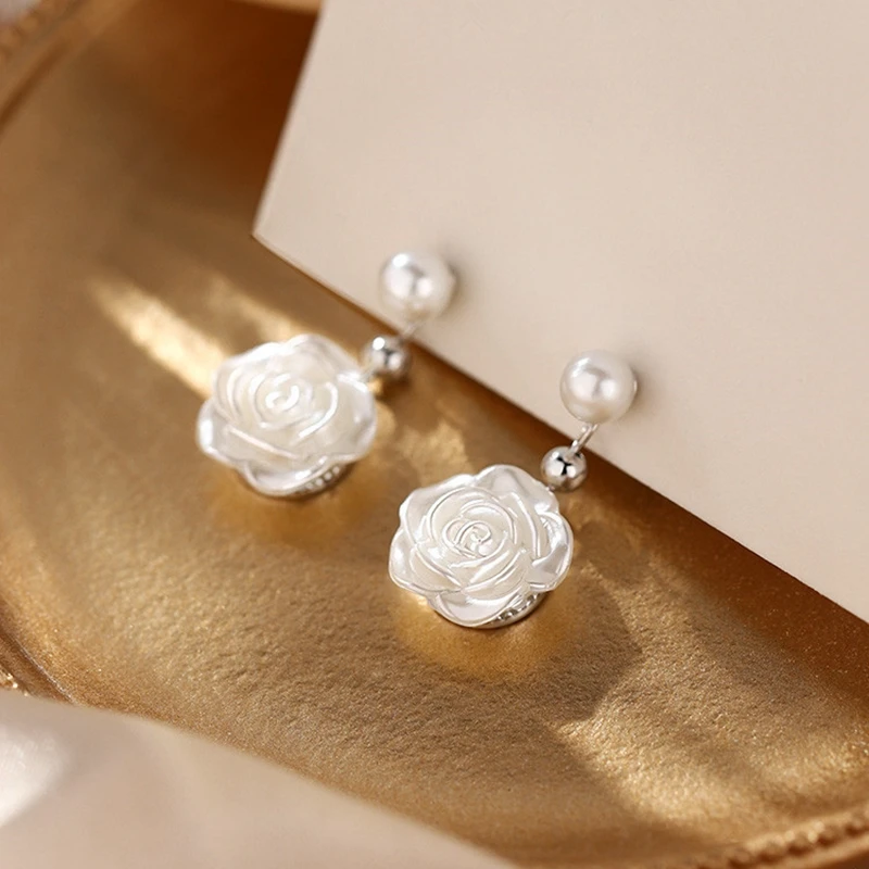 Elegant and Fresh Camellia Flower Shape Drop Earrings For Woman Trendy Luxury Korean Jewelry Lady Girl Party Protagonist Eardrop