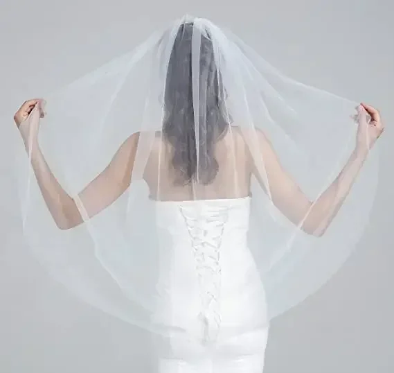 Latest Looking of New Arrival Wedding Bridal Veil Comb 1 Tier Cut Edge Fingertip Cathedral Length