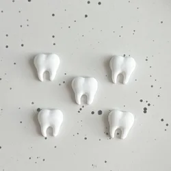 Animal dos desenhos animados Série Dentes Pequenos, Recados de Resina Bonito, Jóias DIY, Presente Crianças, Acessórios Hairpin, C05, Novo, 20 Pcs