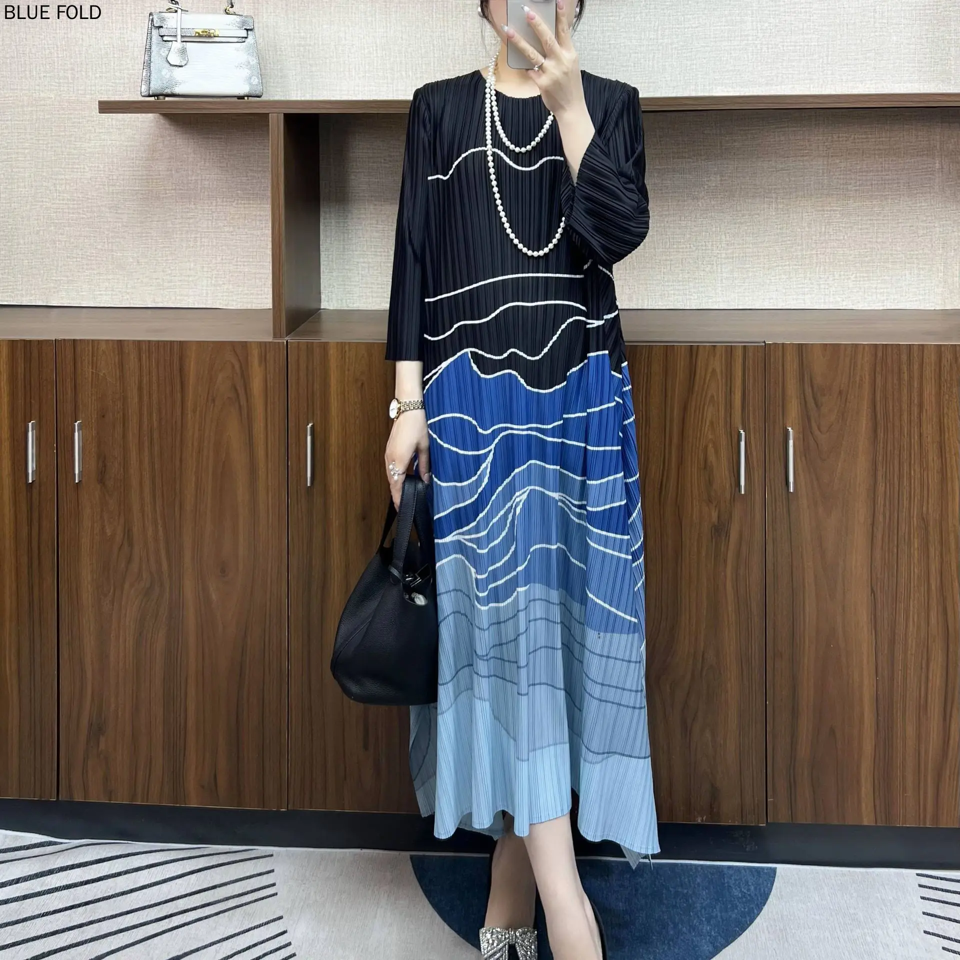 

MIYAKE New Pullover Pleated Dress Loose Large Size Slit Three Quarter Sleeves Long Line KK Printed Dresses Elegant Vestido Robe