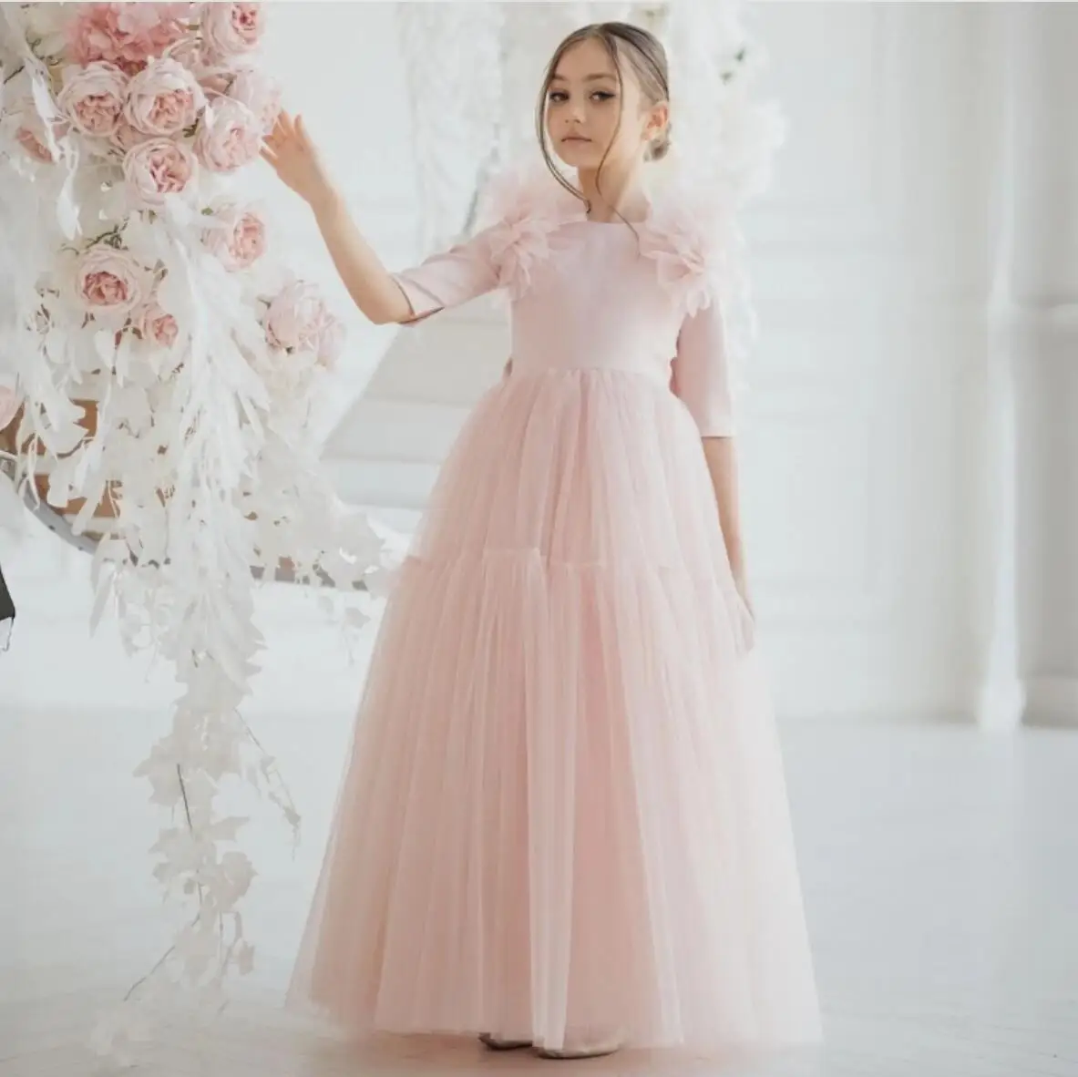 Customized 2025 Flower Girl Dress For Wedding Half Sleeve Pleated Tulle Pageant Kids Birthday First Communion Bridesmaid Gown