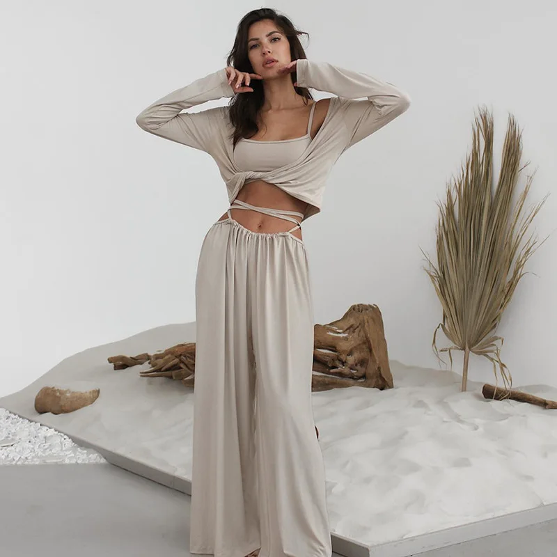Women's Long Sleeve Pajama Set 3 Pieces Soft Breathable Loose Homewear Outfit with Top Pants and Underwear