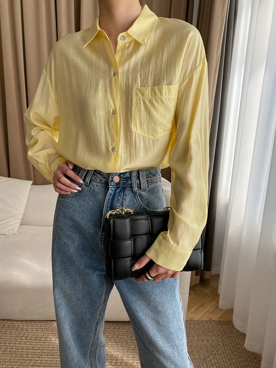 Camicia ampia con decorazione tasca lunga con risvolto tinta unita casual da donna primaverile ed estiva