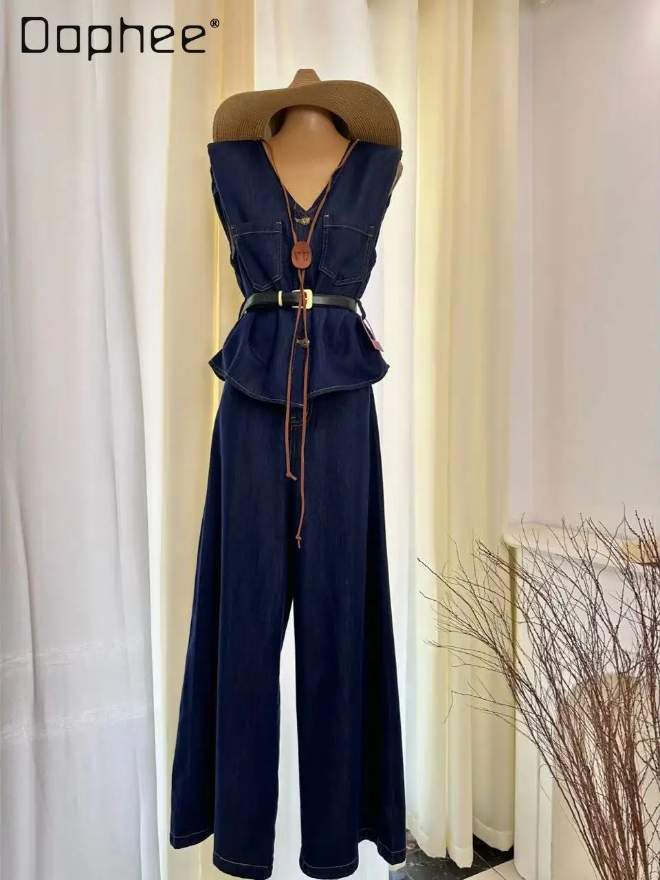 

Fashion Temperament Denim Suit 2025 Summer New High-end V-neck Sleeveless Belt Slim Vest + Wide-leg Trousers Two-piece Set Women