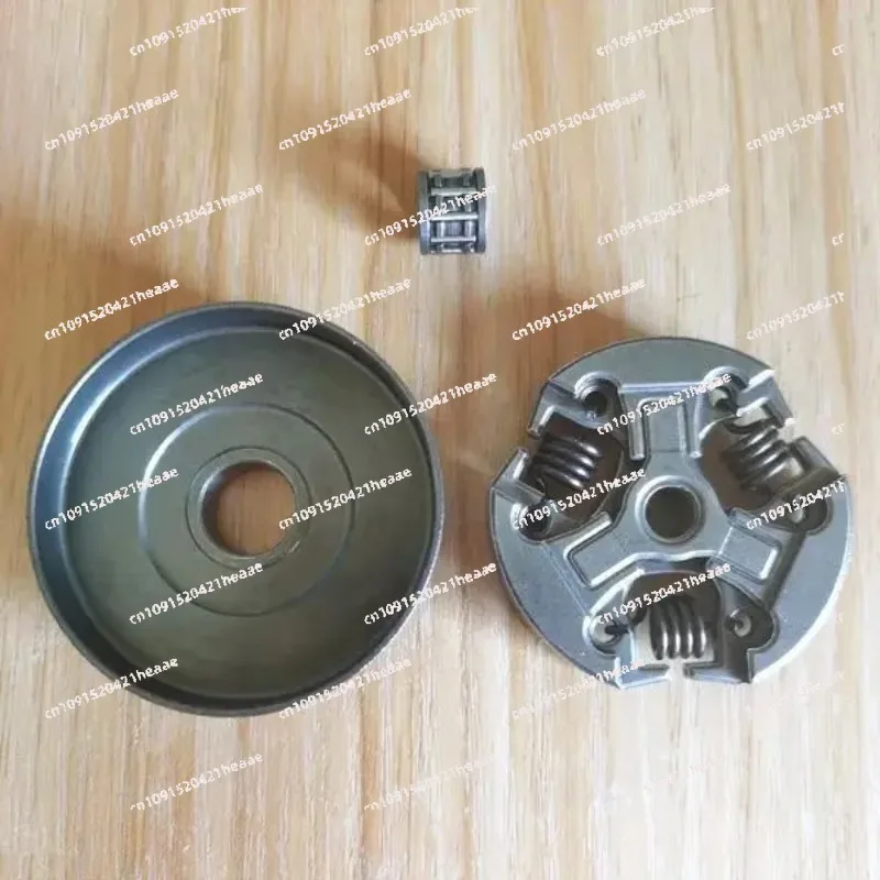 

Suitable for CS-2511 Clutch Drum Sprocket & bearing set 251T 251T / S-2511T S-2511 C-2511T S-2511P Chainsaw