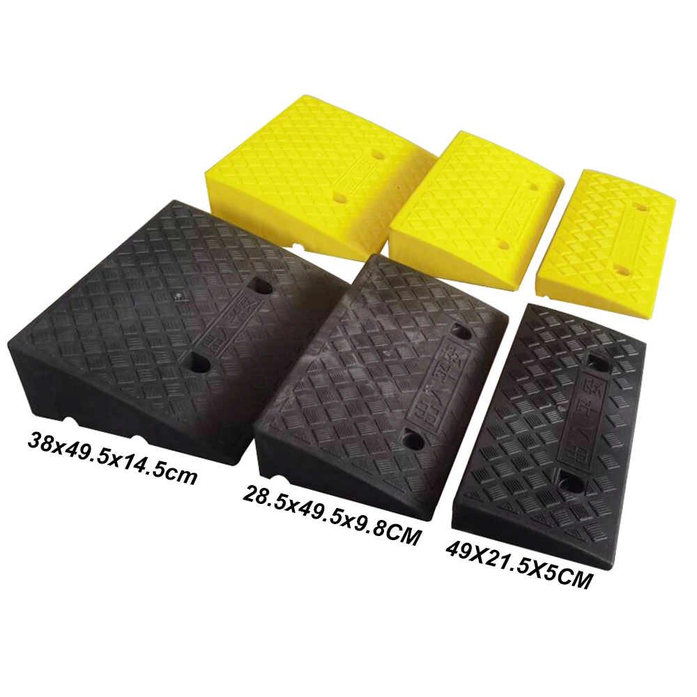 

1 Pcs Step slope plastic ramp Triangular ramp Car tire ramp Car wash room step slope pad 38x49.5x14.5cm Road step triangular pad