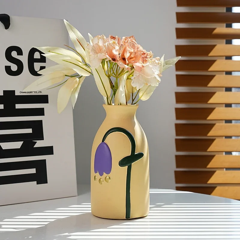 BHM-Manufacture-nordic Graphic Vases Matte Flower Bottle Ceramic Sector Ceramic Home Decor With Modern Vase