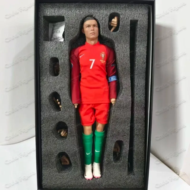 مجسم أكشن واقعي لكريستيانو رونالدو بمقياس 1/6 (ريال مدريد / البرتغال) | Cristiano Ronaldo 1/6 Scale Action Figure (Real Madrid / Portugal)