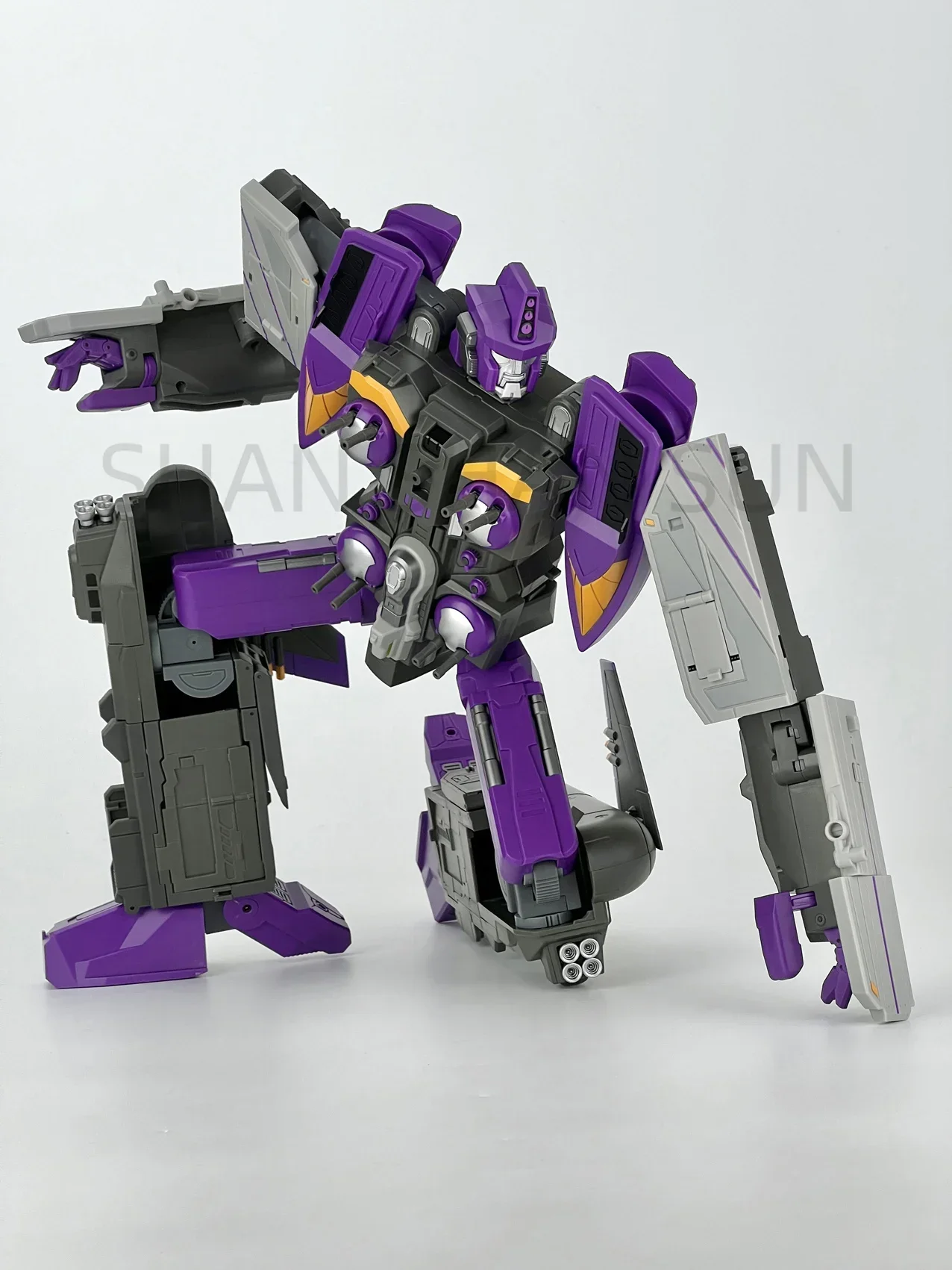 [In Stock] FansHobby MB-21 Tsunami Aircraft Carrier Three Transformation 40CM Can Be Combined with MB-17/MB17A Hobby Gift  Toys