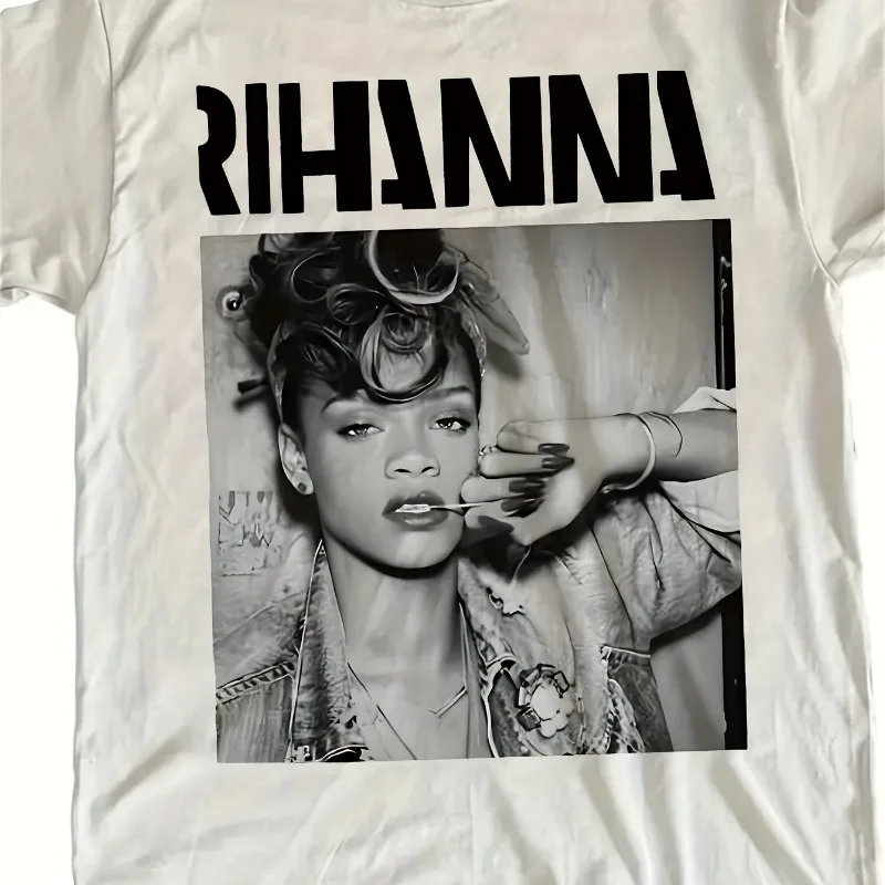 Camiseta Masculina Estampada com Retrato Preto e Branco de Rihanna, Camiseta Casual Unissex de Verão
