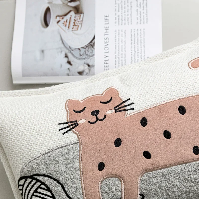 Cat PillowsPink Kitty Cushion Case Luxury Embroidery Decorative Pillow Cover For Sofa 30x50 Ivory Chic Home Decorations