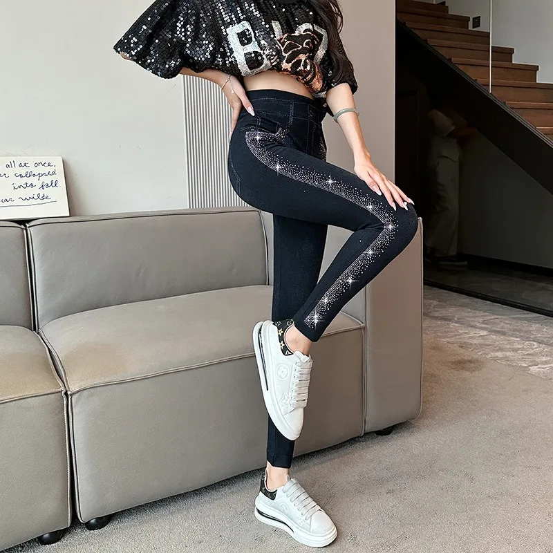 Fashion Black Rhinestone Leggings Women Stretchy Skinny Casul Pants Outdoor Wearling Jogging Walking Small Feet Cropped Pants