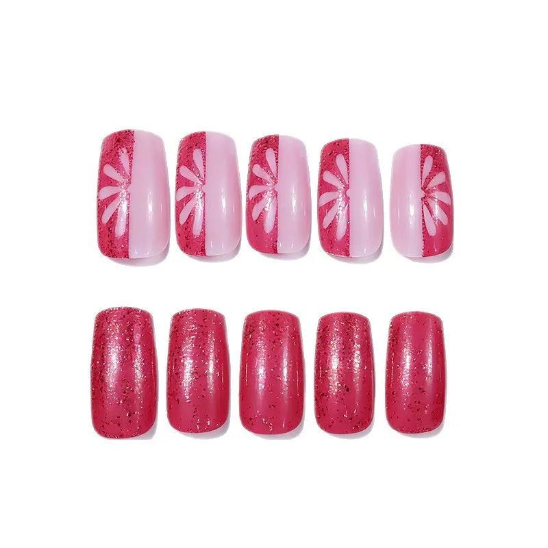 

Новый минималистичный дизайн ногтей 2026 года для весны/лета: нежно-розовый цветочный дизайн с блестками и накладными типсами