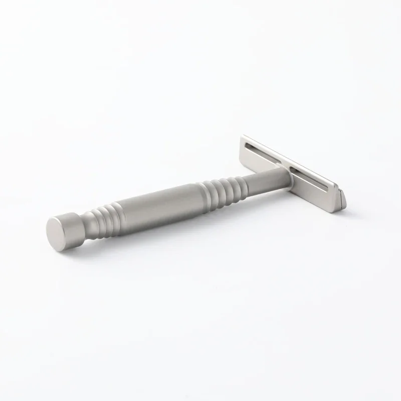 YAQI Remus 0.70mm Blade Gap 316 Stainless Steel Safety Razor For Mens Precise Comfortable Shaving Ergonomic Design Mature Razor