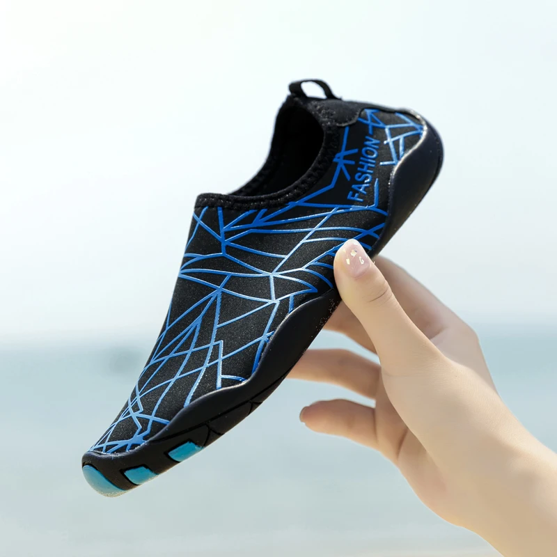

Unisex Beach Shoes Outdoor Casual Fashion Comfortable Versatile Beach Swimming Shoes Fitness Wading Shoes for Men Women