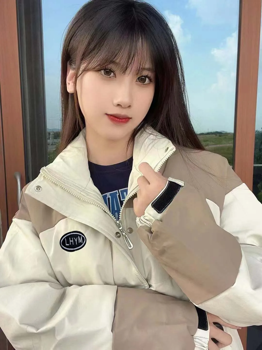 

Модная хлопковая куртка для женщин, зима 2023, свободного кроя, утепленная, с пэчворком, на молнии, с длинными рукавами