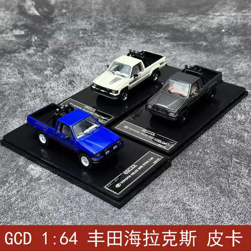 GCD 1:64  Hilux pickup truck  HILux alloy car model