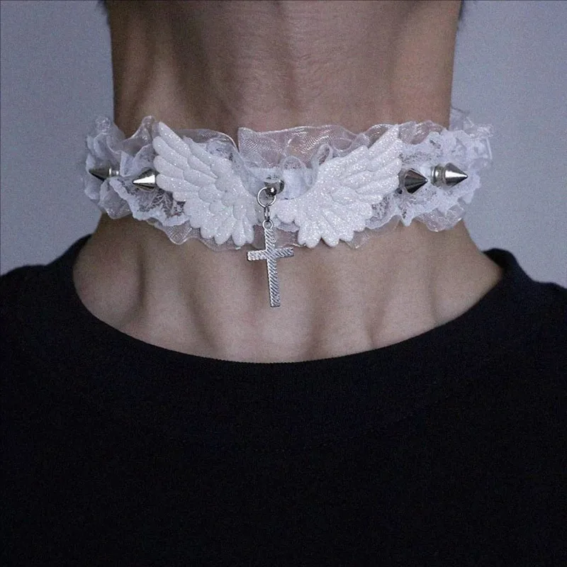Gothic Lace Wing Necklace Vintage Ribbon Bow Gothic Heart Pendant Collar for Women Girls Sweet Lolita Jewelry New Choker
