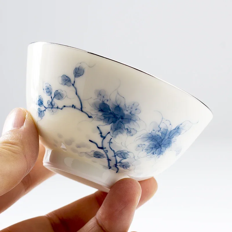 Ceramic Tea Cup Exquisite Hand Painted Blue White Porcelain Hibiscus Vintage Classic Gongfu Tea 80ml Home Office Perfect Gift