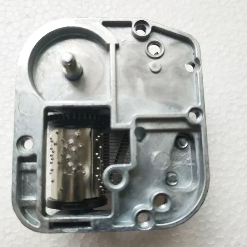 F New Yunsheng Music Box Movement 18 Tones Hand Cranked Clockwork Music Box with Screws Mini Home Decor 1pc