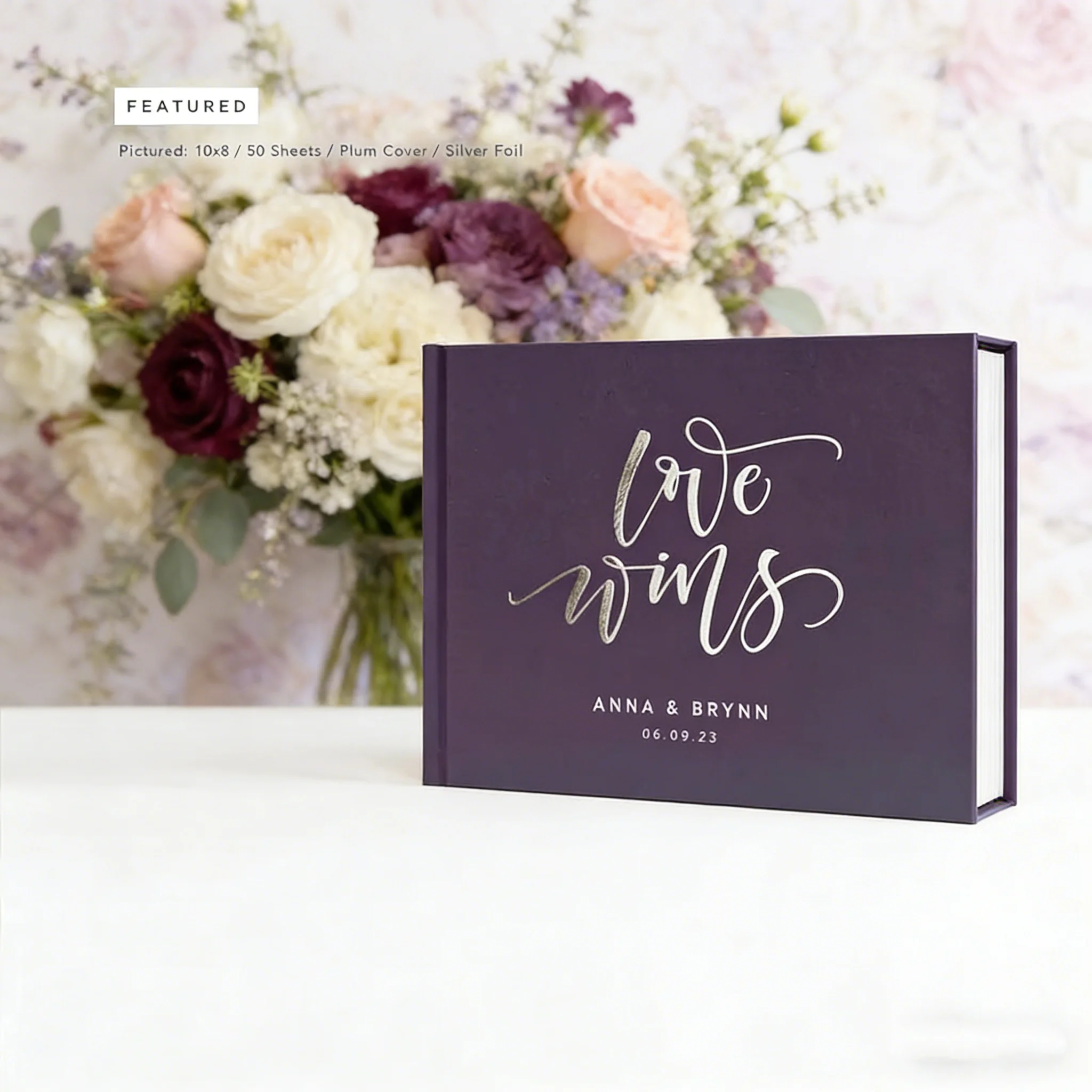 

Книга для гостей на свадьбу в твердом переплете с серебряной фольгой, ЛГБТ-тематика | Любовь побеждает дизайн | Фотоальбом для моментов из фотобудки с линованными страницами