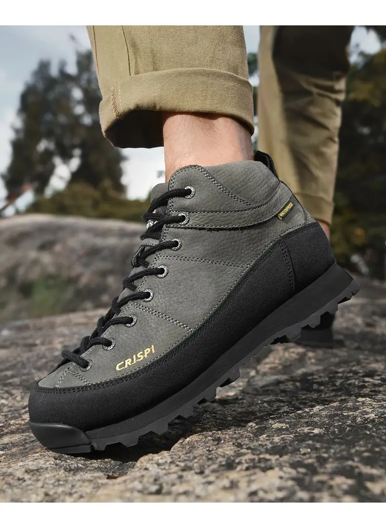 2025 Hot Sale Unisex Outdoor Hiking Shoes Mountaineering Travel Shoes Mens Hiking Shoes Climbing Sneakers Very Good