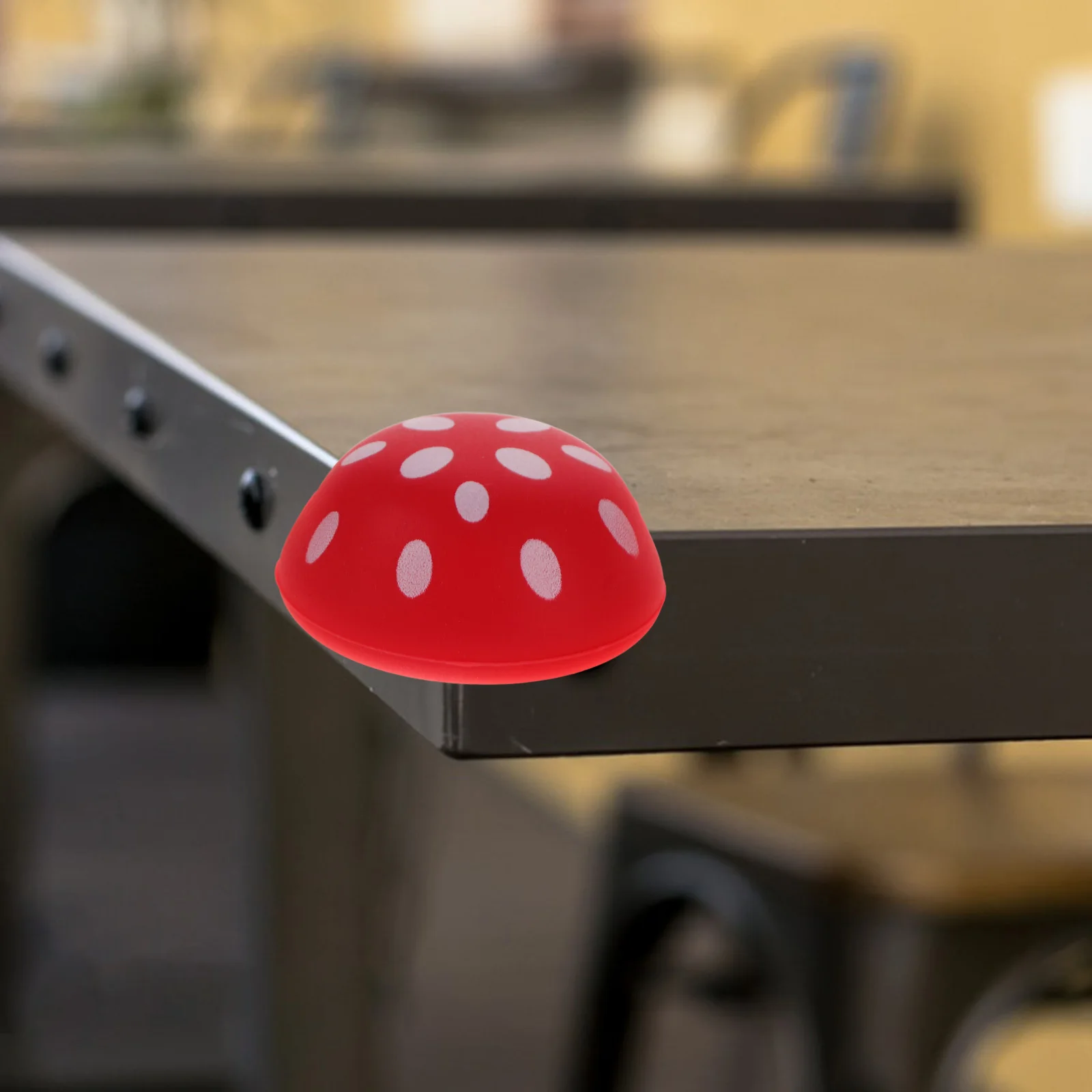 

3Pcs Silicone Corner Protectors Baby Proofing Safety Guards Desk Table Edge Cushions Baby Safe Mushroom Design