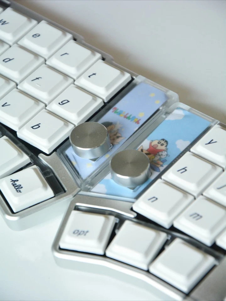 Presale NEW Cornix Split Keyboard CustomWireless Bluetooth Hot