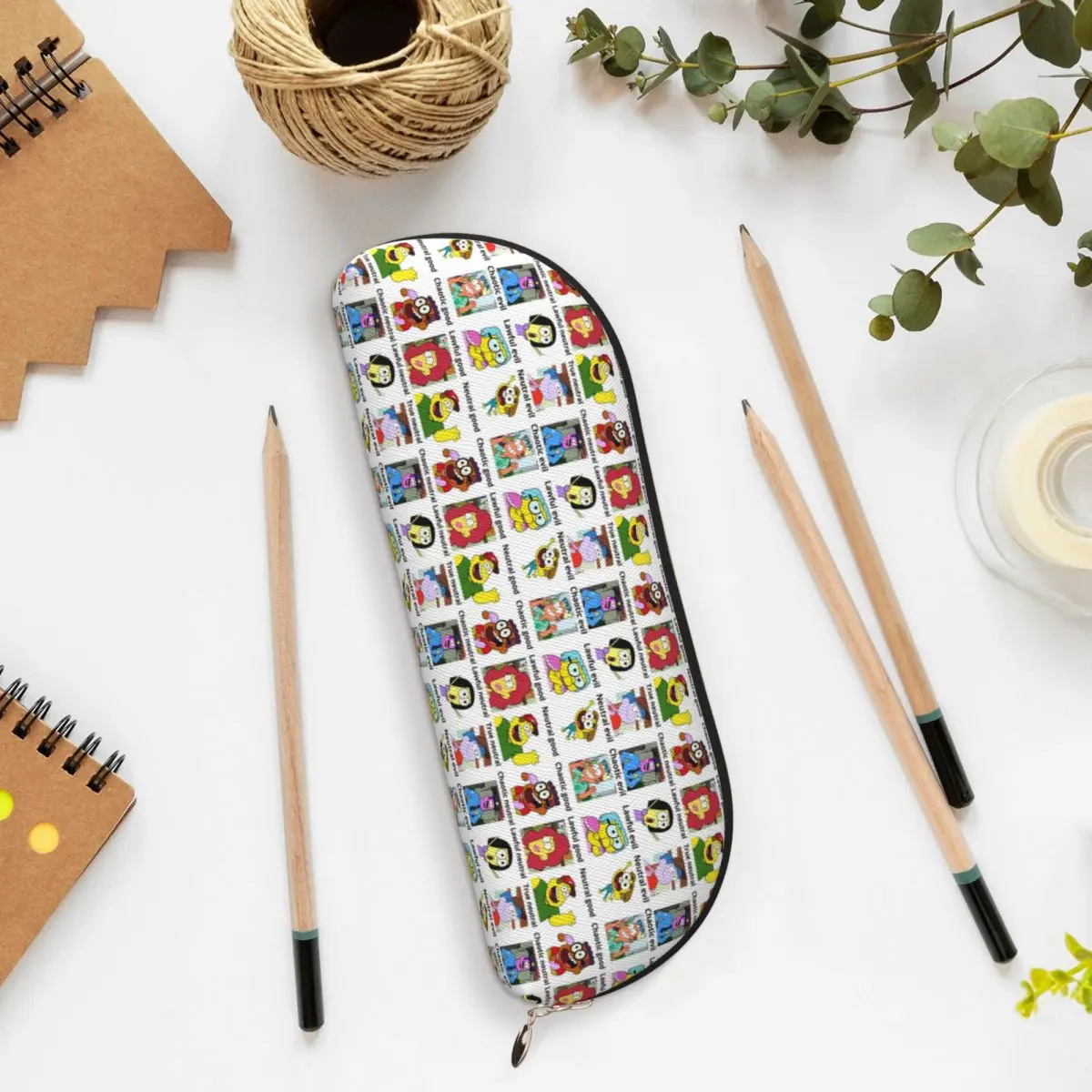 

Большой город, зелень, персонажи, пенал, держатель для ручек, канцелярские принадлежности, большая вместительная коробка для ручек, сумка-карандаш для детей, подарки