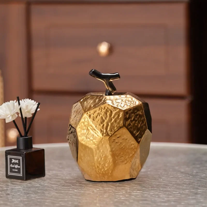 Simulation Golden Apple Black Pear Sculpture Ceramic Accessories Home Livingroom Table Decoration Store Office Statue Ornaments