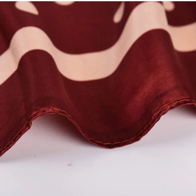 Kopf Schal Frauen Luxus Marke 90 × 90 cm Seide Quadrat Schal Satin Bandana Cheveux Weiche Halstuch Hijab Haar schals Für Damen – Detail 3