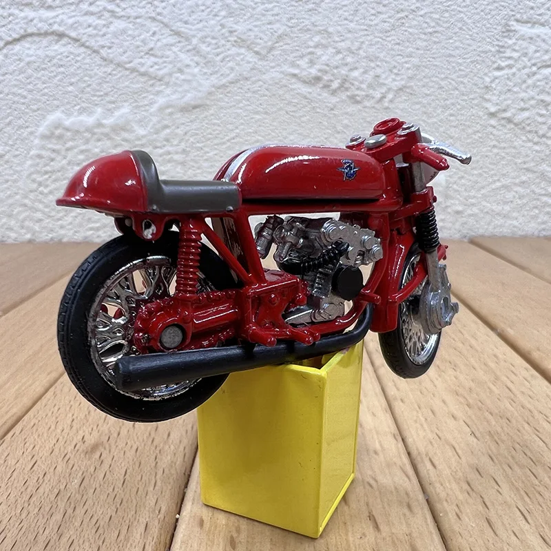 1:32 Scale Diecast Alloy Augusta Motorcycle Toys Cars Model Classics Adult Nostalgia Collectible Souvenir Gifts Static Display