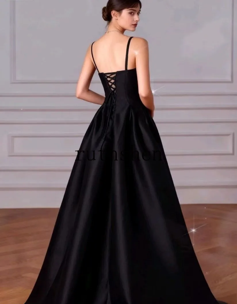 ثوب مسائي أسود فرنسي من الساتان النحيف على شكل حرف a طويل بسيط عالي الجودة فستان حفلة موسيقية 2025 جديد عصري للنساء حسب الطلب #2